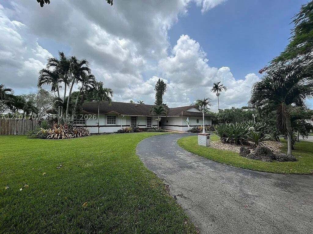 Casa a West Miami, Florida, Stati Uniti 4 - 19046042