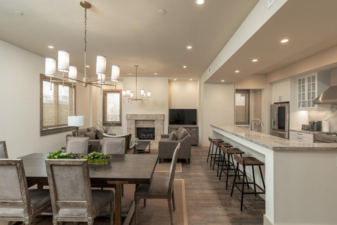 Condo in Monterey, California, United States 1 - 19045780