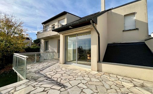 Haus in Sud, Le Mesnil-le-Roi, Frankreich 1