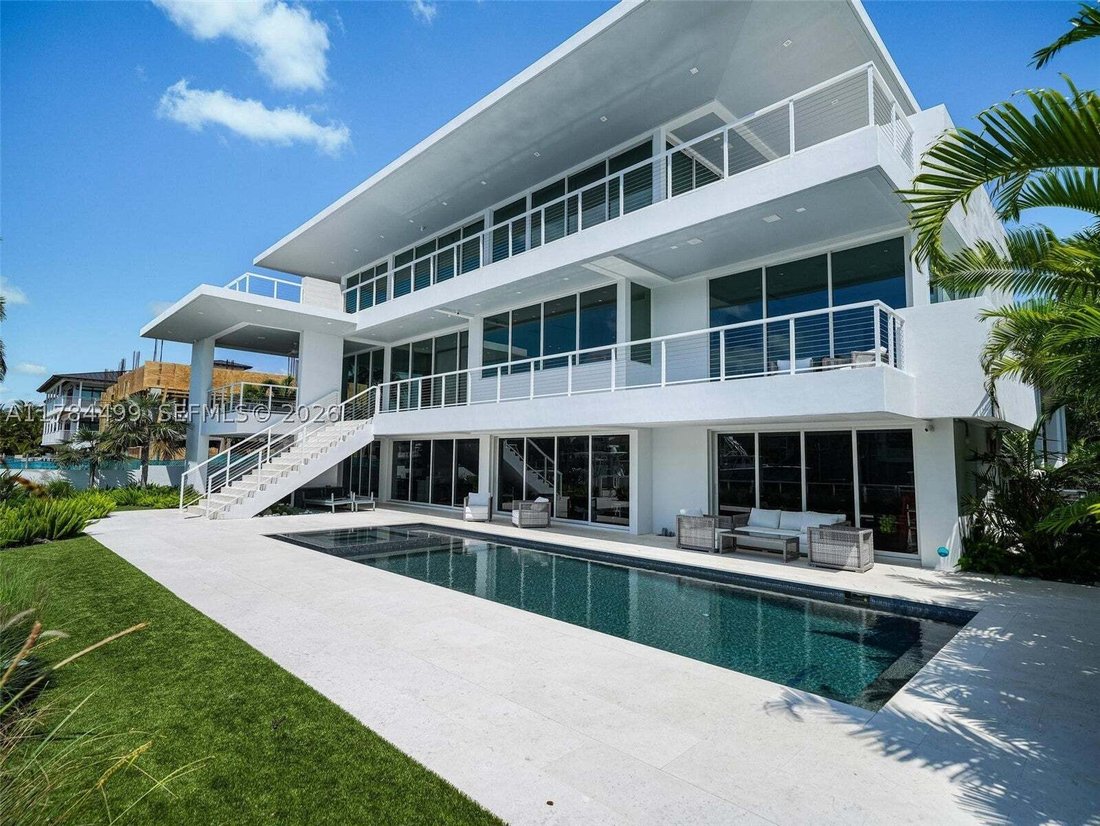 Casa en Coral Gables, Florida, Estados Unidos 1 - 16636982