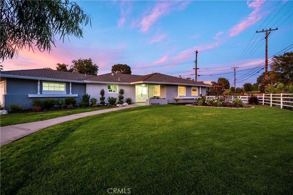 Casa en Santa Ana, California, Estados Unidos 1 - 19048748