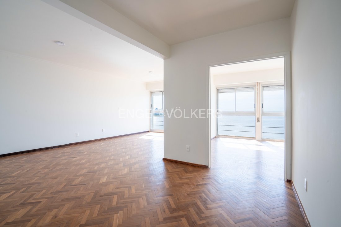 Apartment in Montevideo, Departamento de Montevideo, Uruguay 2 - 19045196