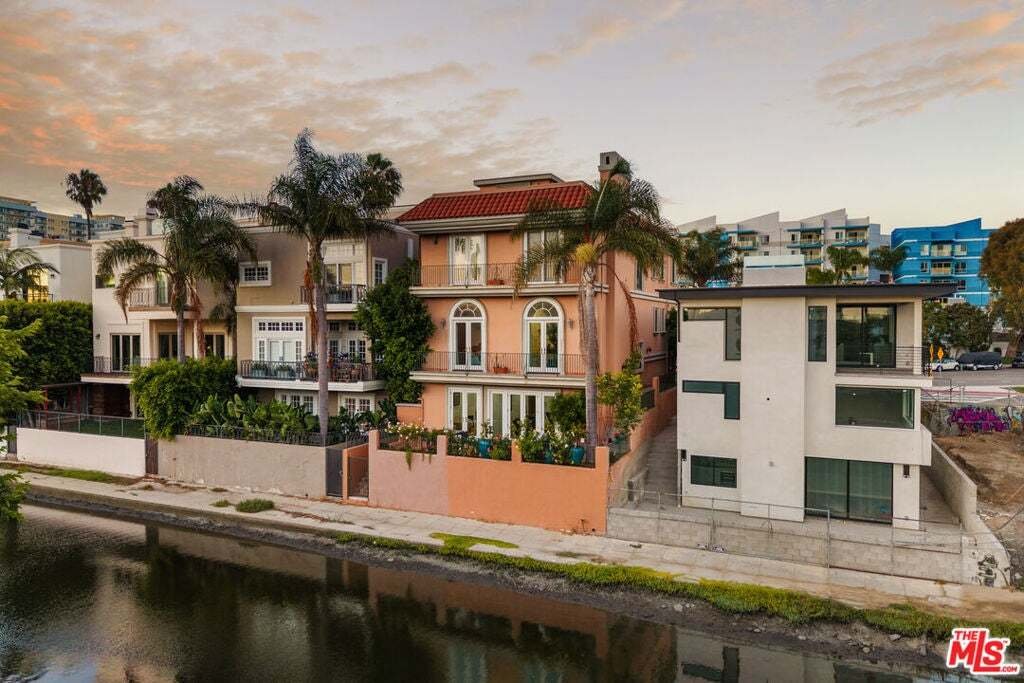 Casa en Marina del Rey, California, Estados Unidos 1 - 18501944