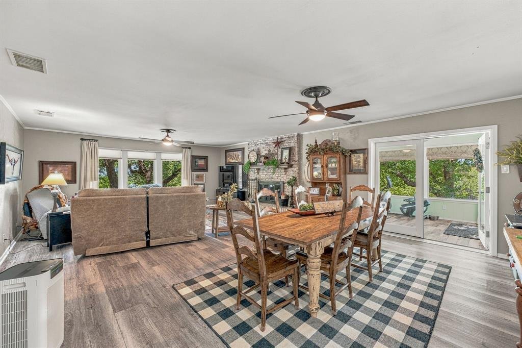 House in Granbury, Texas, United States 4 - 19046549