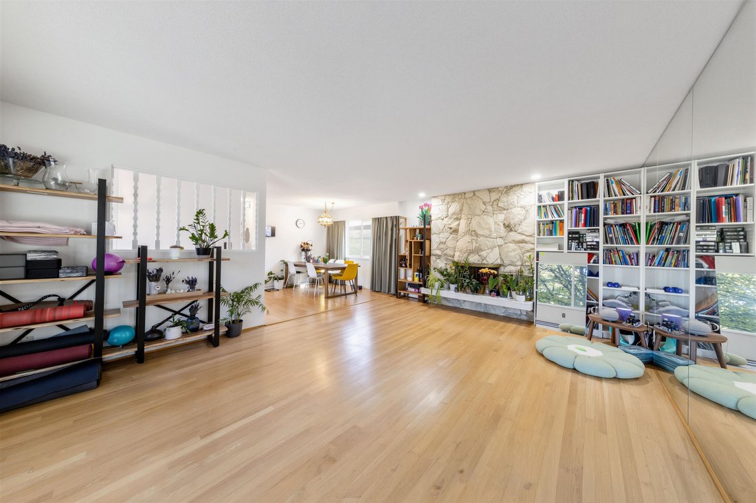 House in Vancouver, British Columbia, Canada 5 - 19048000