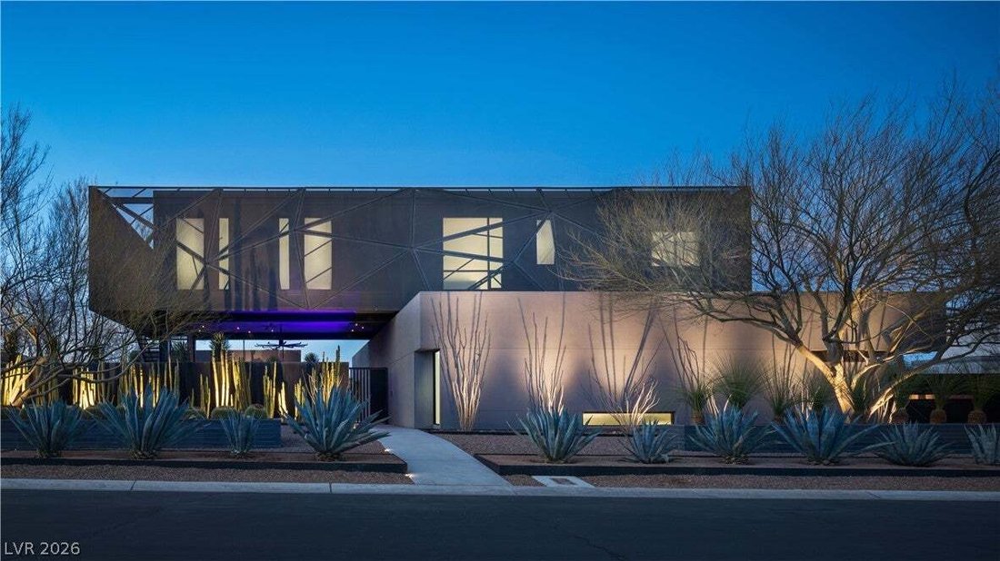 House in Las Vegas, Nevada, United States 2 - 19045528