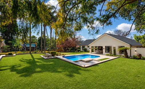 Haus in Hurlingham, Glenadrienne, Gauteng 1