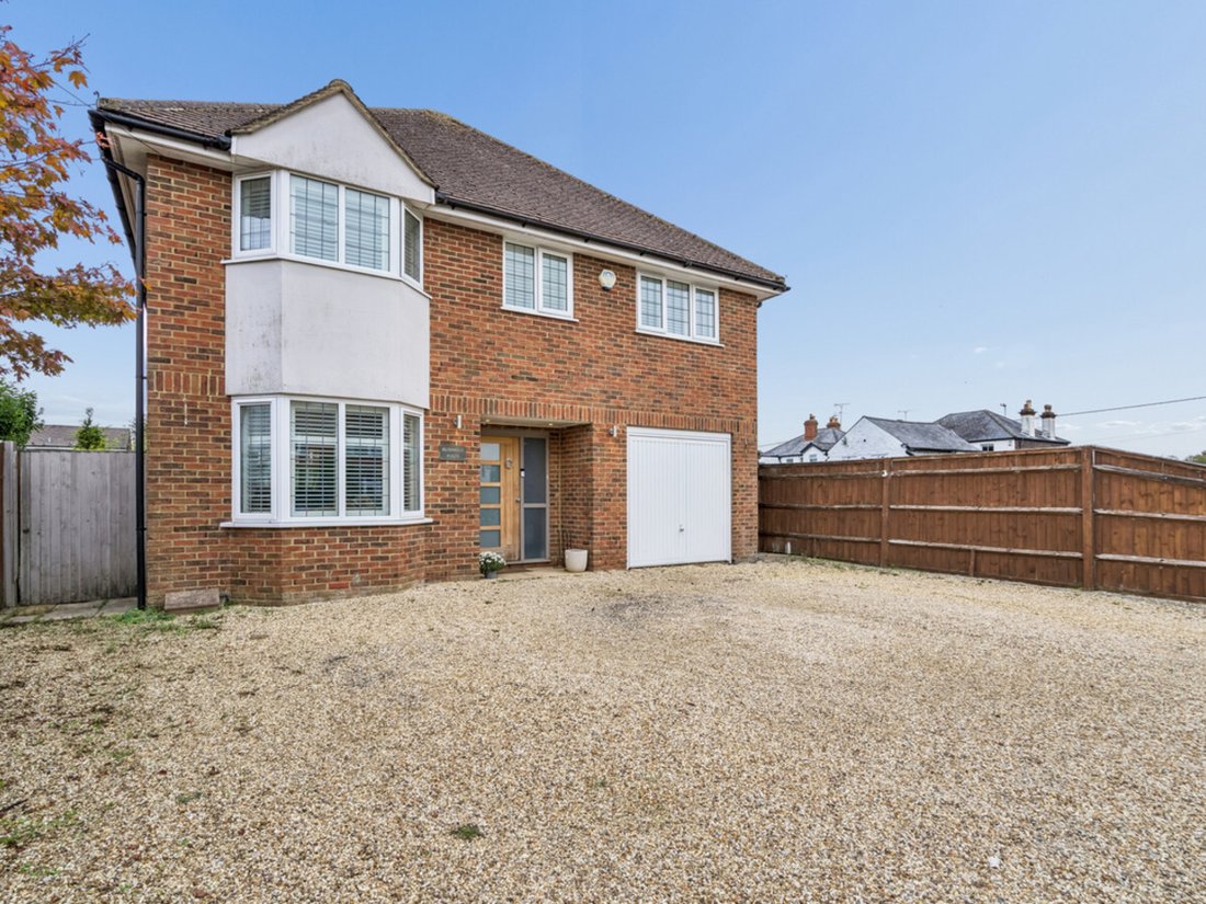House in Hazlemere, England 1 - 19047156