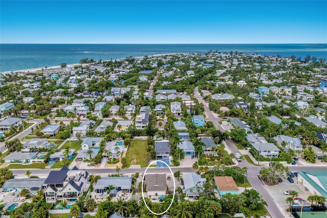 Casa a Bradenton Beach, Florida, Stati Uniti 4 - 19046146