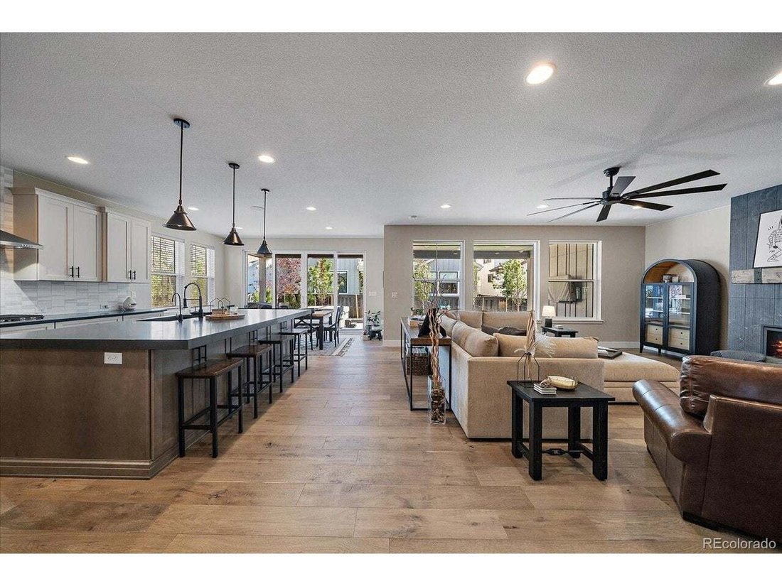 Casa en Sterling Ranch, Colorado, Estados Unidos 1 - 19045699