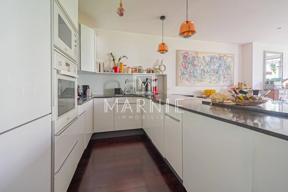 Apartment in Grange Aux Belles-Terrage, Paris 10e Arrondissement, Paris 4 - 19047040
