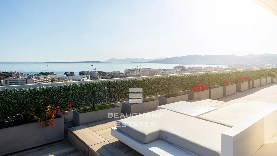Attico a Juan les Pins-Gallice, Antibes, Francia 1 - 15594306