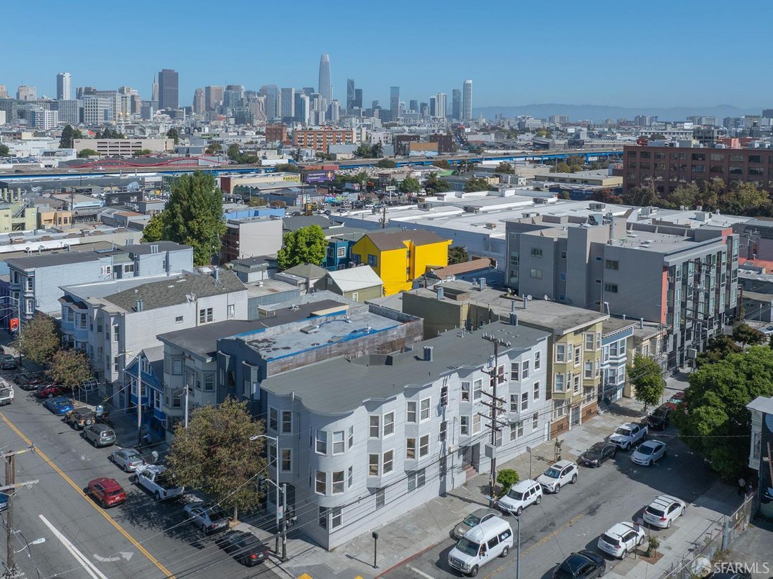 Andere in San Francisco, Kalifornien, Vereinigte Staaten 4 - 19045493