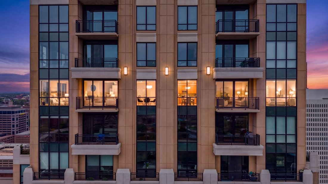 Condo in Minneapolis, Minnesota, United States 1 - 19048976