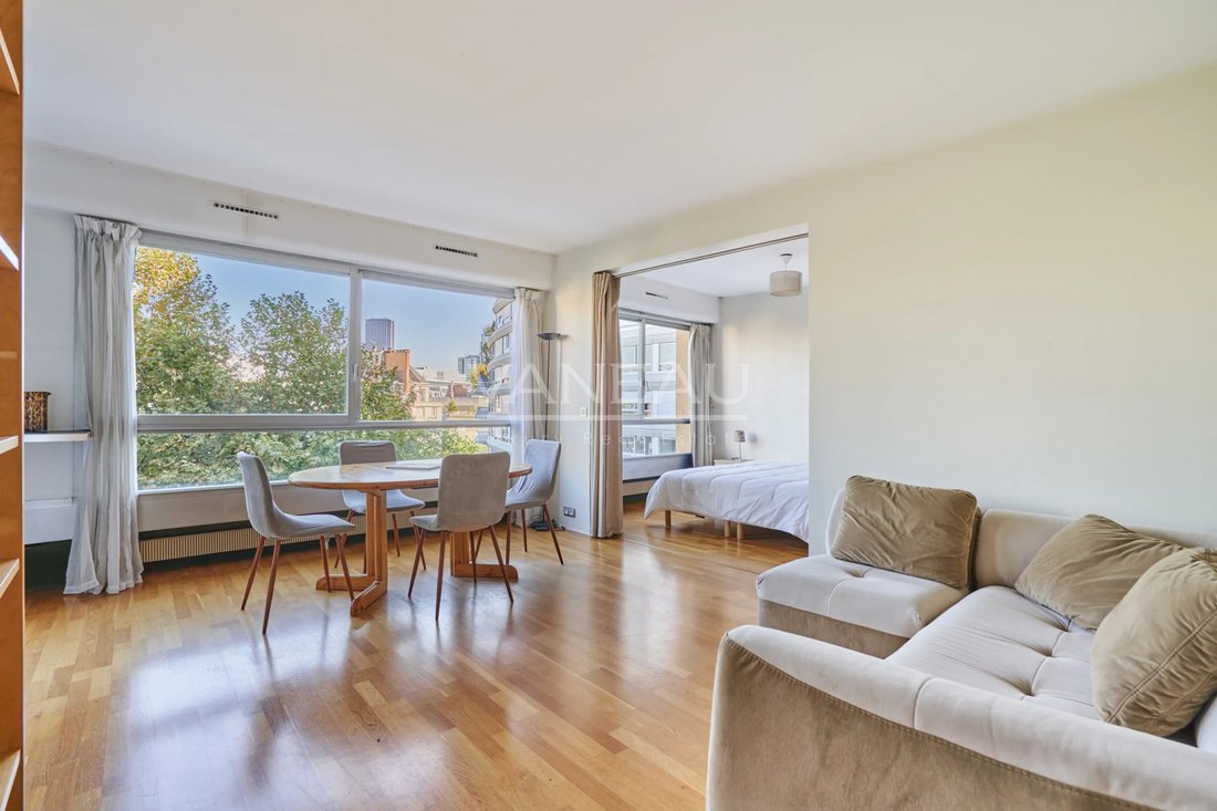 Apartment in Cambronne-Garibaldi, Paris 15e Arrondissement, Paris 1 - 19047130