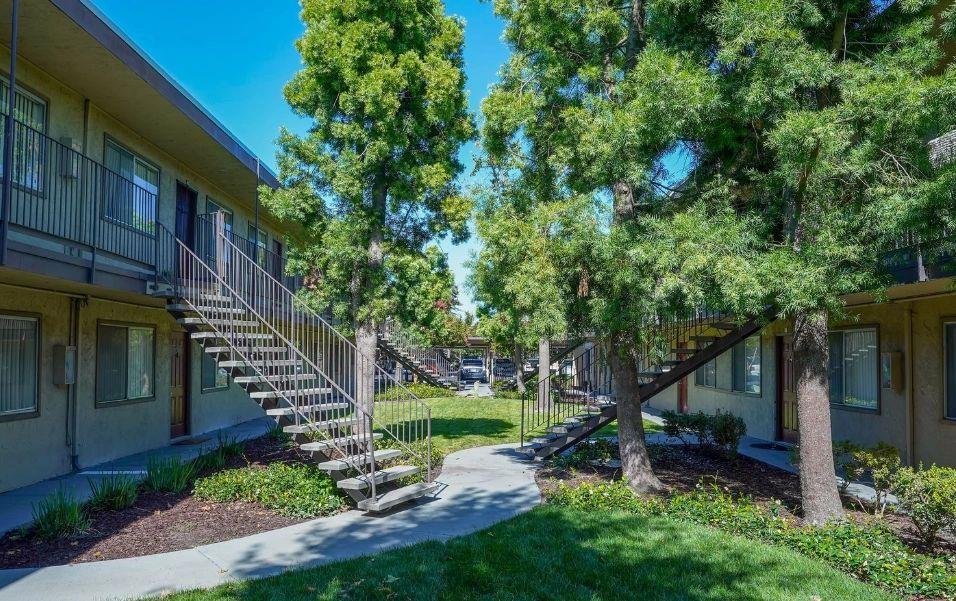 Stockton, California, United States 4 - 19048448