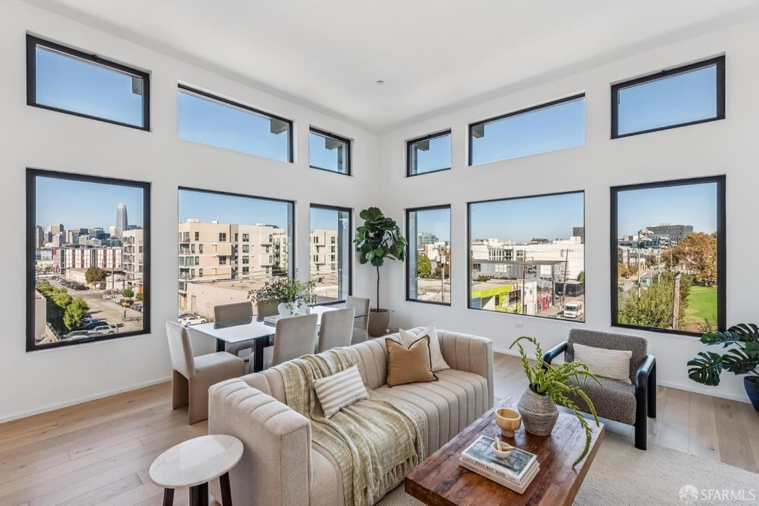 Condo in San Francisco, California, United States 3 - 19047950