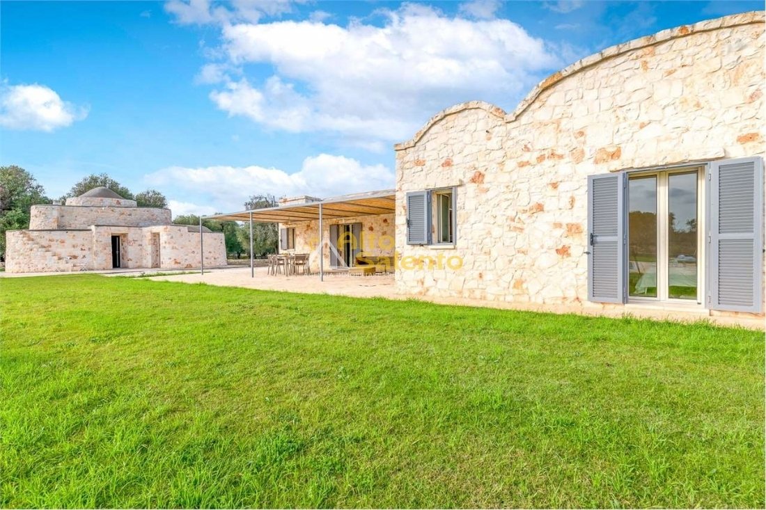 Villa in Ostuni, Apulia, Italy 4 - 19045920