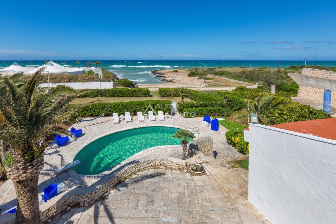 Villa in Ostuni, Apulia, Italy 3 - 19045861