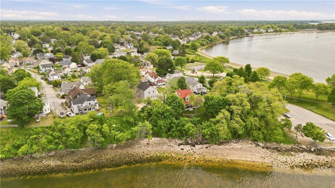 House in East Providence, Rhode Island, United States 2 - 19045471