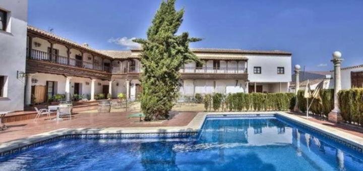 Villa in Santa Cruz de Mudela, Castile-La Mancha, Spain 2 - 19047139