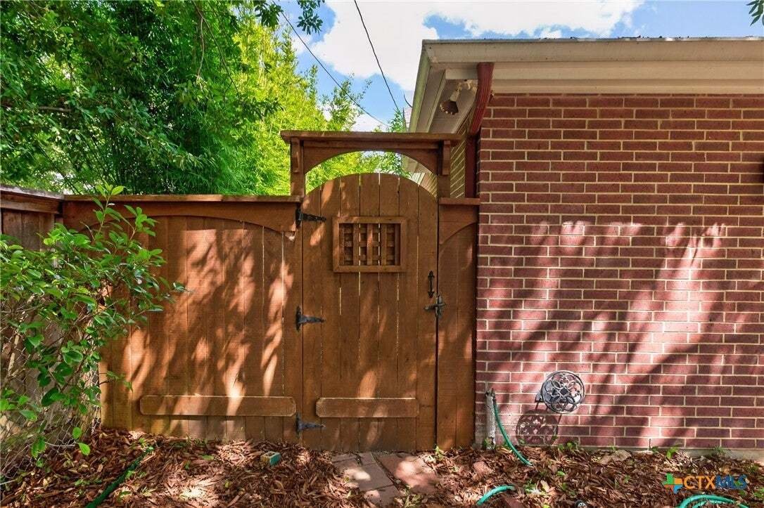 Haus in Lockhart, Texas, Vereinigte Staaten 4 - 19045747
