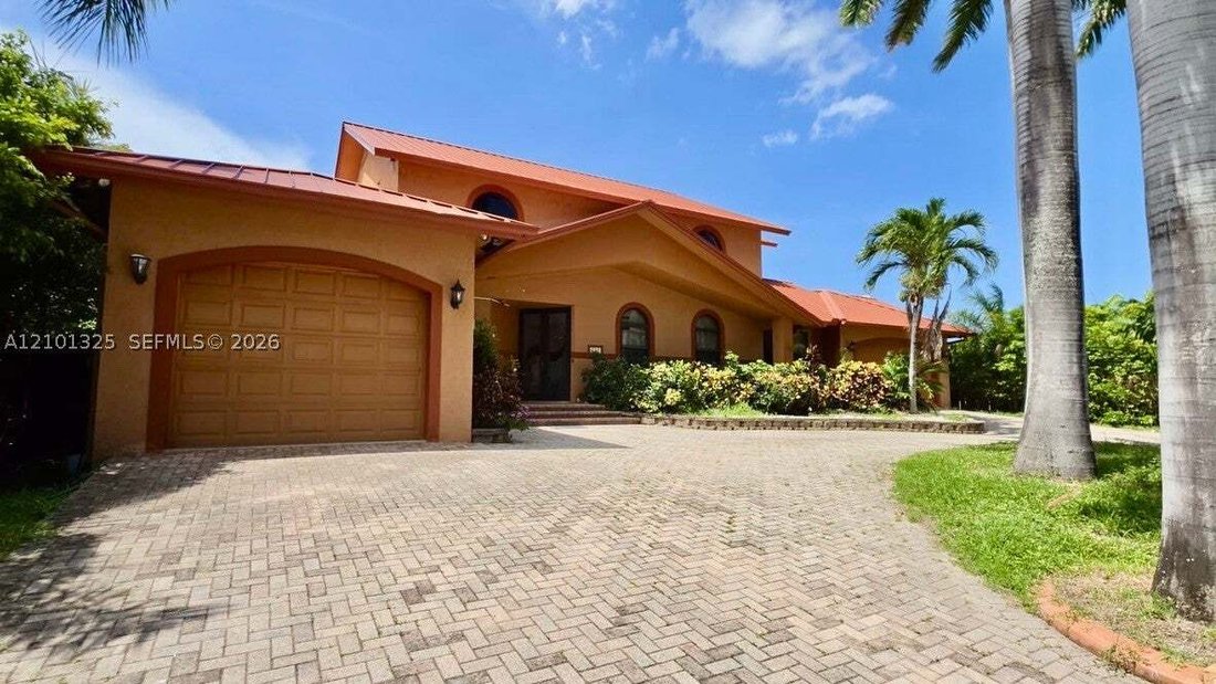 Maison à Hollywood, Floride, États-Unis 2 - 19046080
