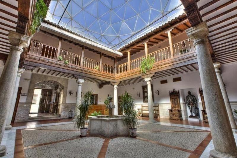 Villa in Santa Cruz de Mudela, Castile-La Mancha, Spain 1 - 19047139