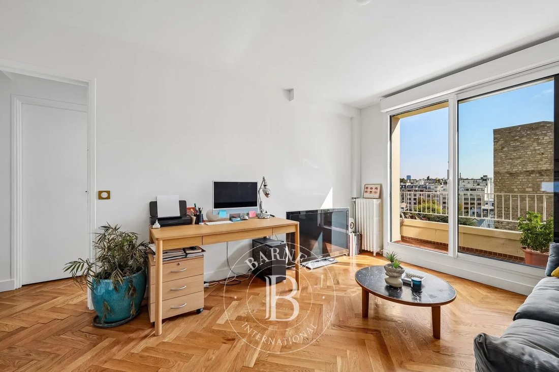 Apartment in Bois de Boulogne, Paris 16e Arrondissement, Paris 2 - 19047009