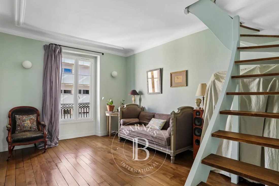 Wohnung in Saint Thomas d'Aquin, Paris 7e Arrondissement, Paris 1 - 19047051