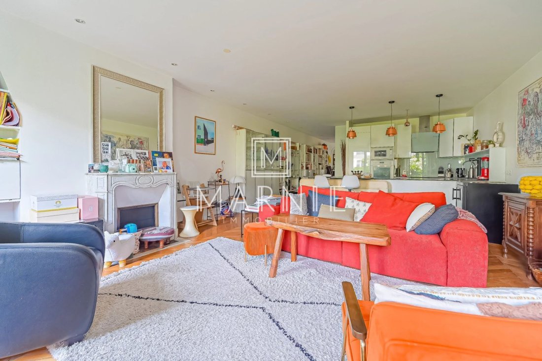 Apartment in Grange Aux Belles-Terrage, Paris 10e Arrondissement, Paris 3 - 19047040