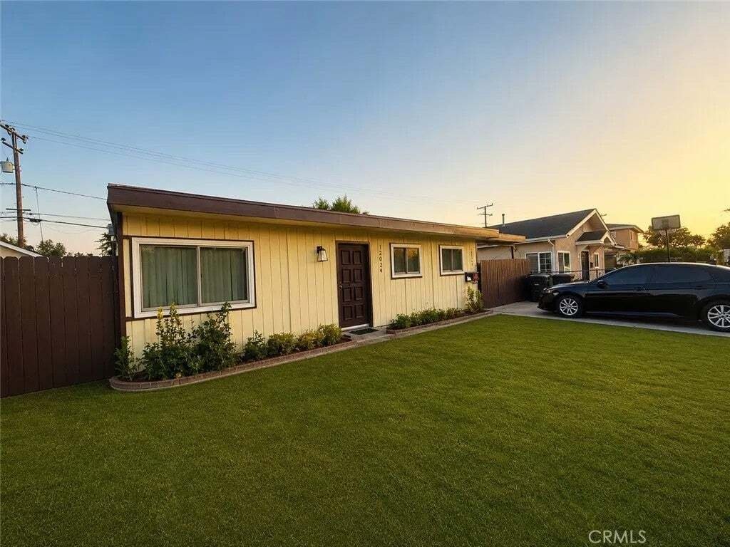 Altro a Artesia, California, Stati Uniti 3 - 19046435