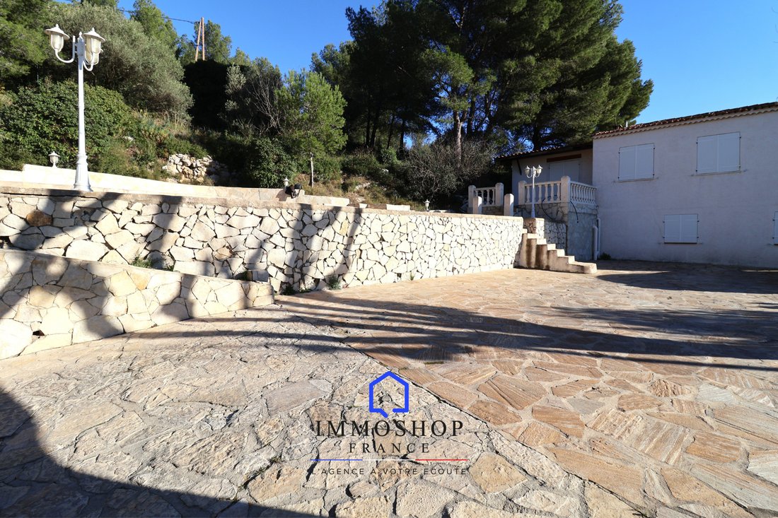 Villa in Logis Neuf Est, Allauch, France 4 - 19047006