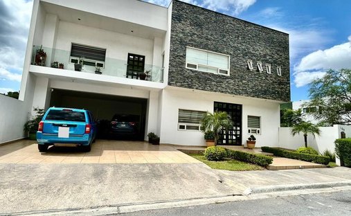 House in Monterrey, Nuevo Leon, Mexico 1