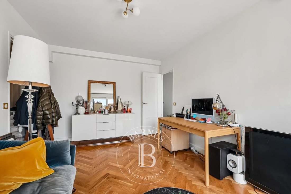Apartment in Bois de Boulogne, Paris 16e Arrondissement, Paris 5 - 19047009