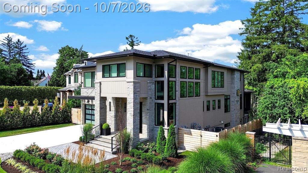 House in Birmingham, Michigan, United States 2 - 19048721