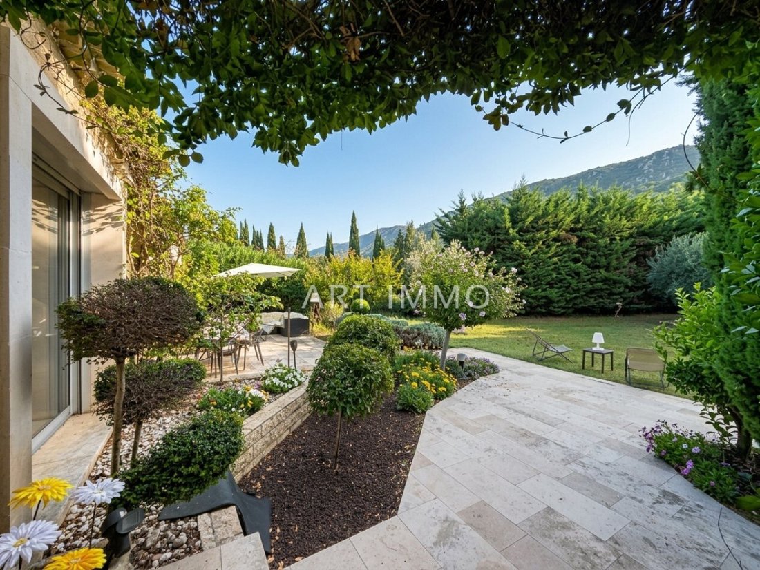 Casa en Maubec, Provenza-Alpes-Costa Azul, Francia 4 - 19046711