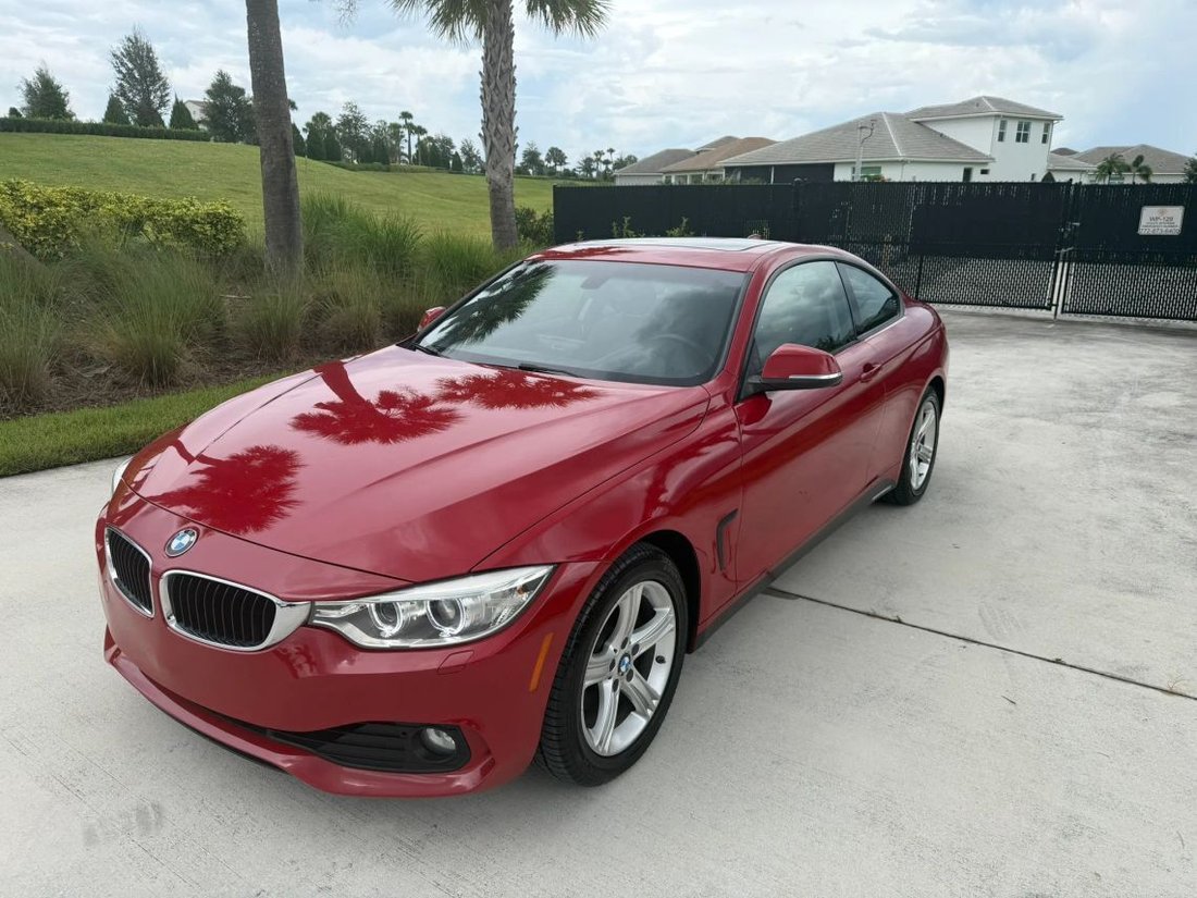 Coupe in West Palm Beach, FL, United States 1 - 19047327