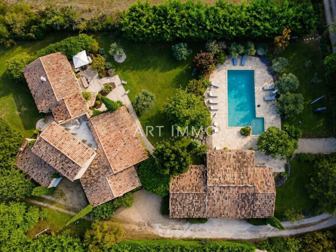 Casa en Maubec, Provenza-Alpes-Costa Azul, Francia 5 - 19046711