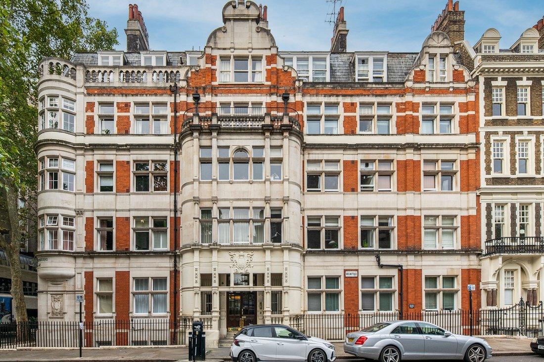 Apartment in Bloomsbury, Camden, England 1 - 19048680