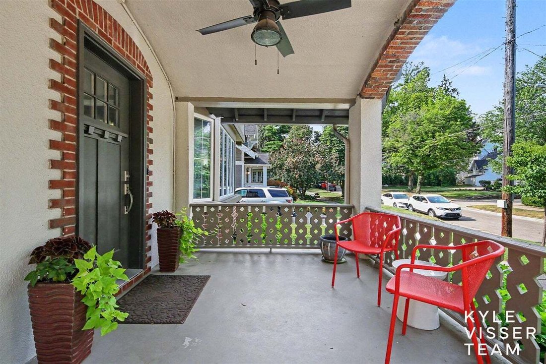 Casa en East Grand Rapids, Míchigan, Estados Unidos 2 - 19046585