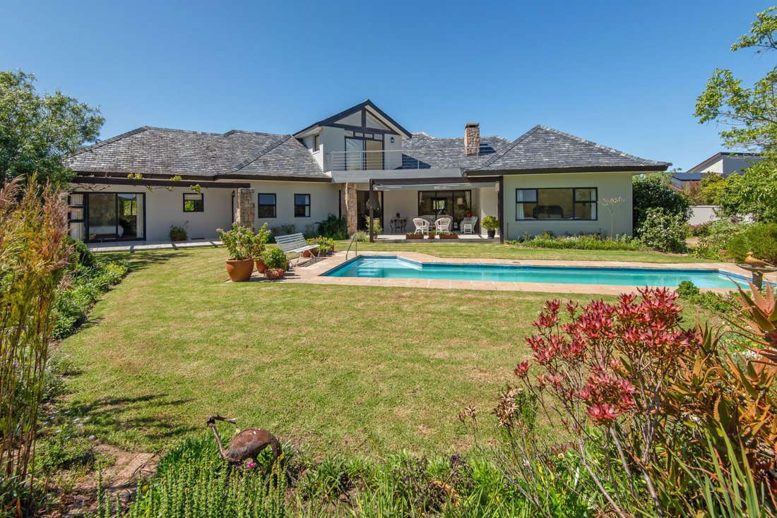 House in Arabella Country Estate, Western Cape, South Africa 1 - 19045574