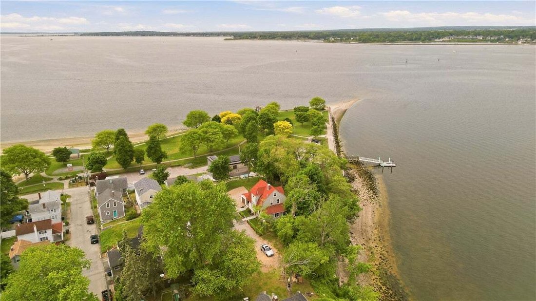 House in East Providence, Rhode Island, United States 3 - 19045471
