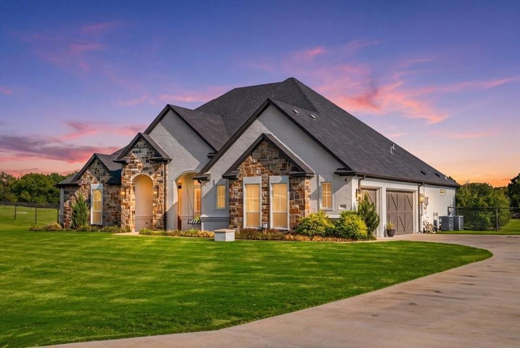House in Weatherford, Texas, United States 1 - 19048241
