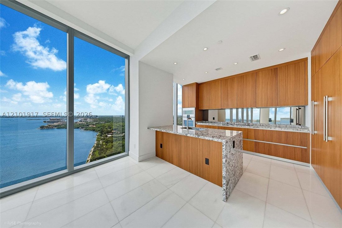 Condo in Miami, Florida, United States 3 - 19046060