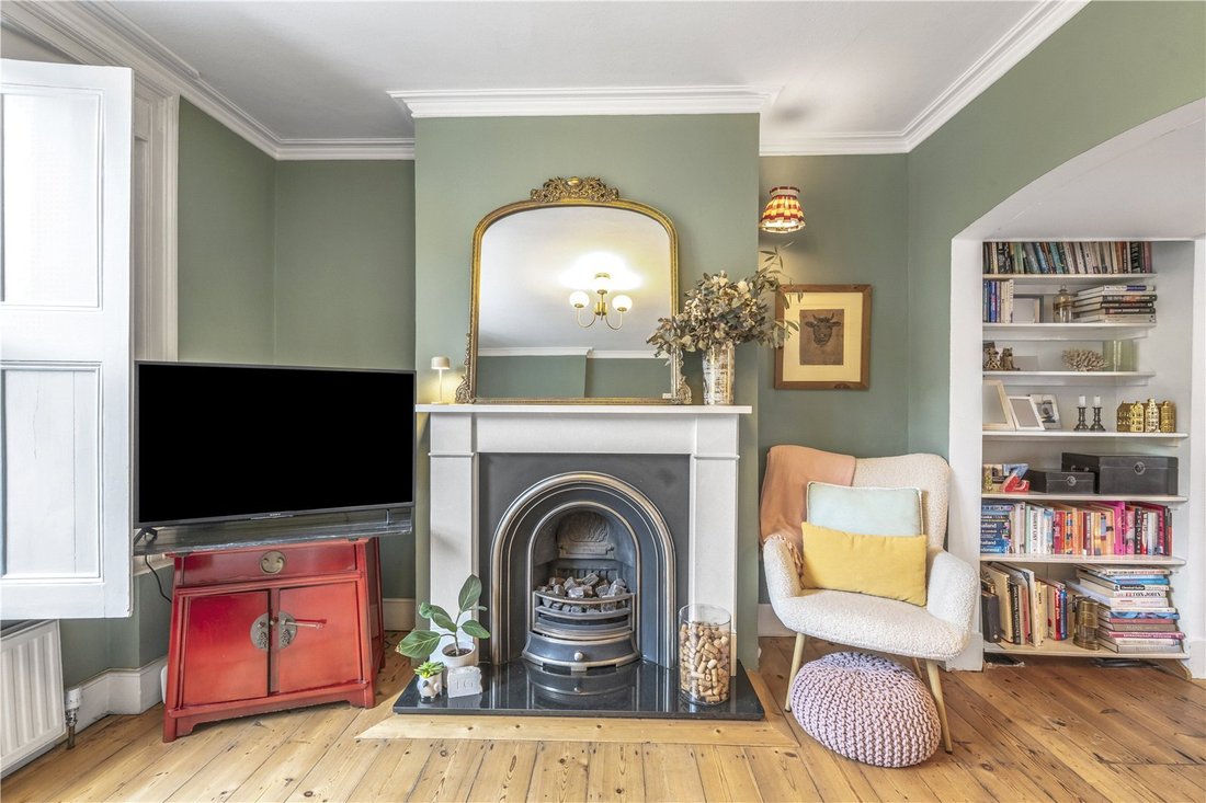 House in Richmond Upon Thames, England 3 - 19045695