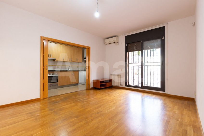 Wohnung in Nou Barris, Barcelona, Spanien 3 - 19046551