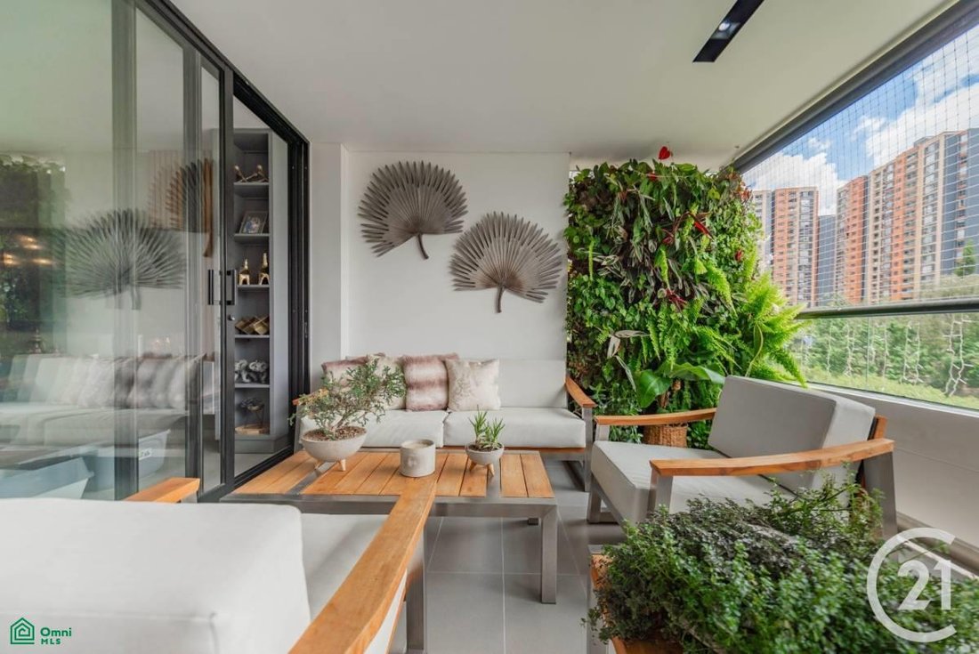 Condo in Envigado, Antioquia, Colombia 2 - 19046231