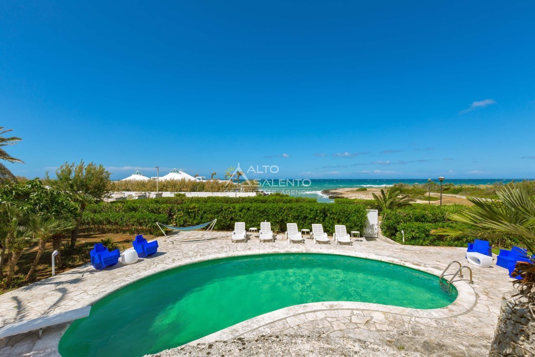 Villa in Ostuni, Apulia, Italy 4 - 19045861