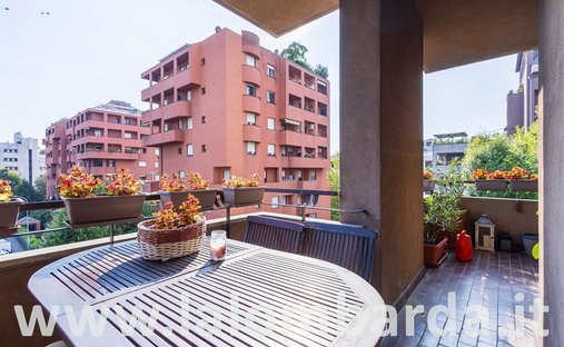 Appartamento a Zona Parco, Monza, Lombardia 1